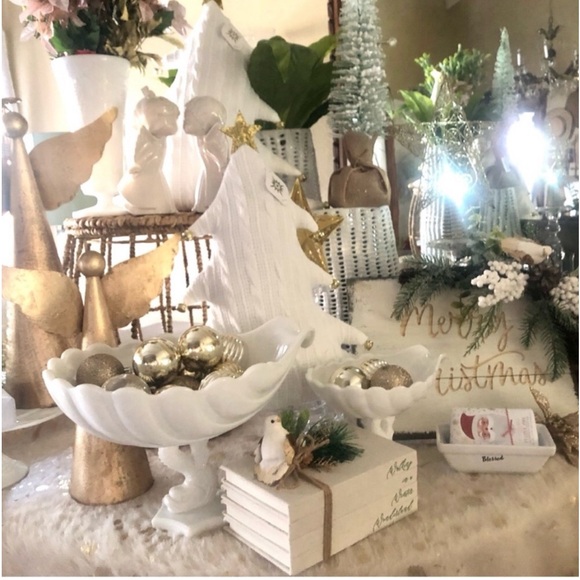 New! Woodland Rustic Carved Wood “MERRY CHRISTMAS” Sign - Picture 5 of 7